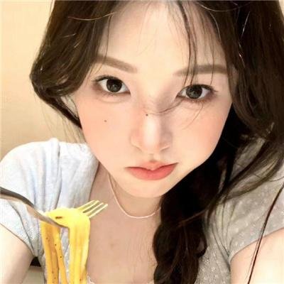 她的一生封面